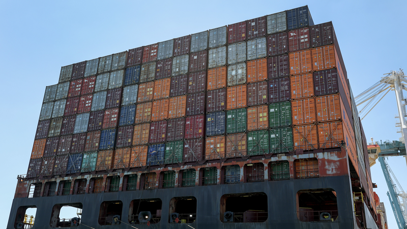 Global Trade Woes: Tensions & Tariffs Dampen Growth Global_Trade_Woes__Tensions___Tariffs_Dampen_Growth