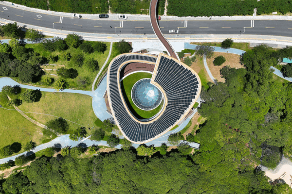 Green Harmony: Building a Low-Carbon Future in the Chinese mainland Green_Harmony__Building_a_Low_Carbon_Future_in_the_Chinese_mainland