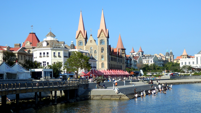 Haichang_Wharf_Live__Shandong_s_Fusion_of_Culture___Modern_Vibes video poster