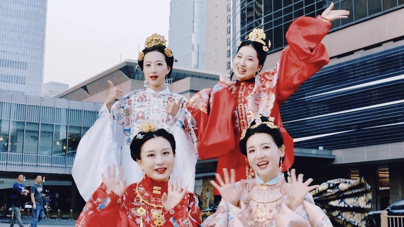 Hanfu_Revival__Youth_Day_Meets_Modern_Chic_in_Beijing video poster