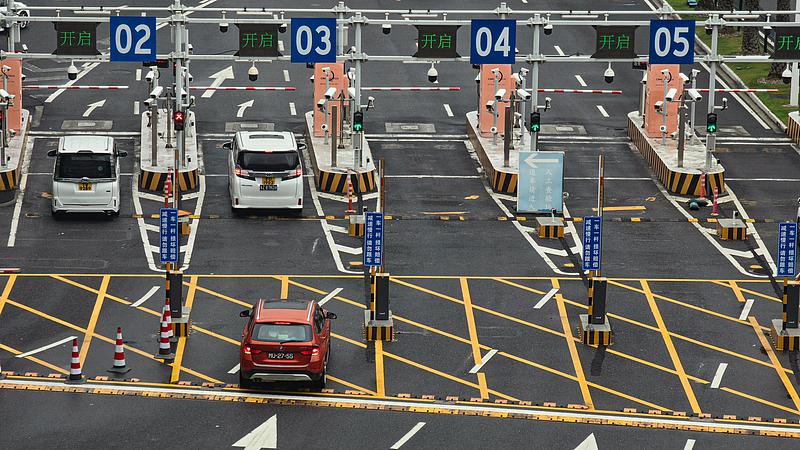 Hong_Kong_Zhuhai_Macao_Bridge_Sees_70__Passenger_Surge