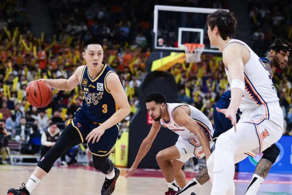 Hu’s Clutch 3 Lifts Guangdong, Beikong Edges Shandong in CBA Playoffs Hu_s_Clutch_3_Lifts_Guangdong__Beikong_Edges_Shandong_in_CBA_Playoffs