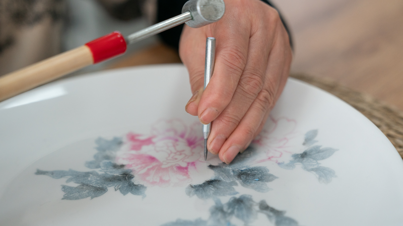 Peony_Revival__Tradition_Blooms_with_Modern_Creativity