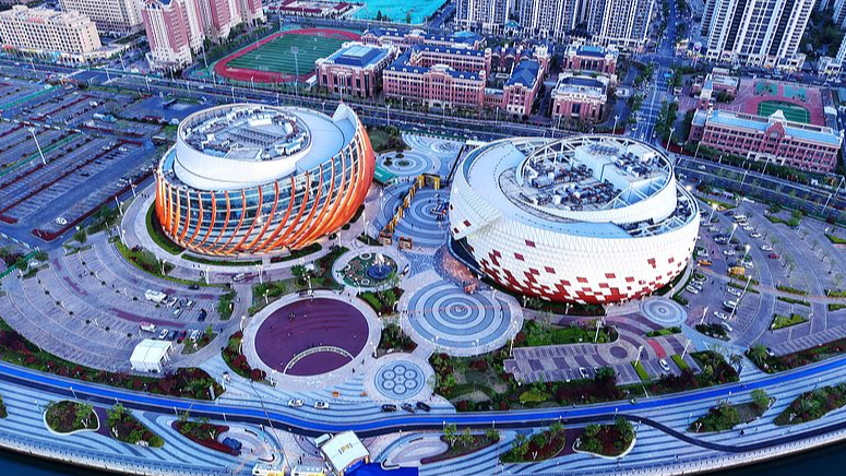 Qingdao Shines at 20th China Huabiao Film Awards Qingdao_Shines_at_20th_China_Huabiao_Film_Awards