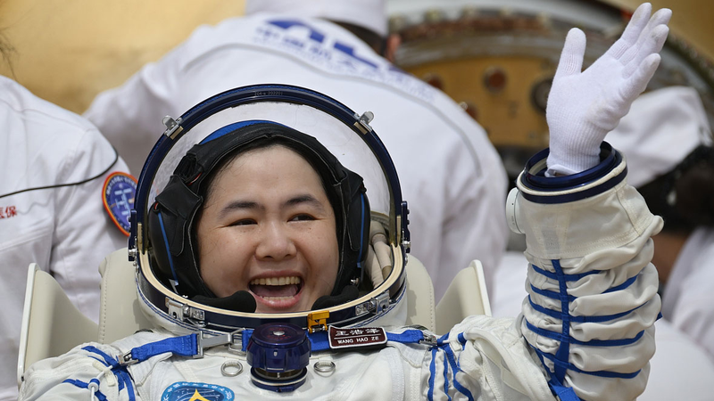 Shenzhou_19_Crew_Lands_in_Beijing__Kicks_off_Recovery_Journey