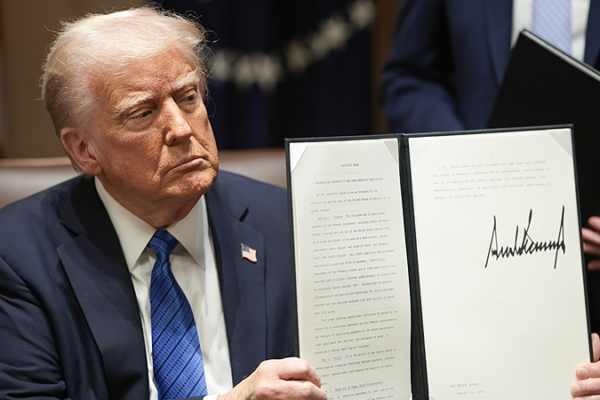 Tariffs Spark Inflation and Recession Fears, Says Analyst Tariffs_Spark_Inflation_and_Recession_Fears__Says_Analyst