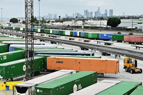 Tariffs or Taxes? The Real Cost of US Trade Policies Tariffs_or_Taxes__The_Real_Cost_of_US_Trade_Policies