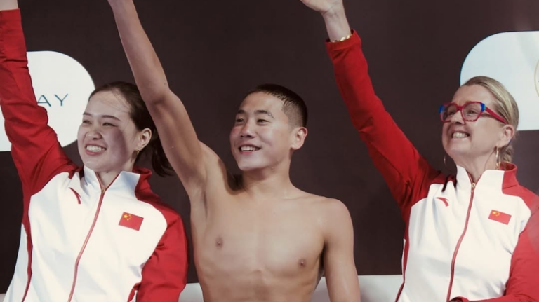 Teen_Guo_Muye_Dazzles_with_Solo_Gold_at_Artistic_Swimming_World_Cup