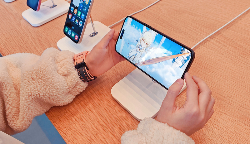 Trump_Tariffs_Won_t_Bring_iPhones_to_the_U_S_