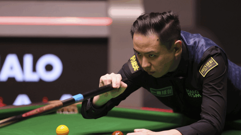 Xiao_Guodong_Smashes_Selt__Advances_to_Snooker_s_Last_16_