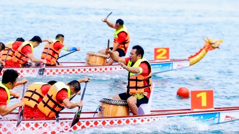 2025_Dragon_Boat_Invitational_Makes_a_Splash_in_Hainan video poster