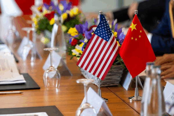 Behind the 90-Day U.S. Tariff Pause: Trade Tactics Exposed Behind_the_90_Day_U_S__Tariff_Pause__Trade_Tactics_Exposed