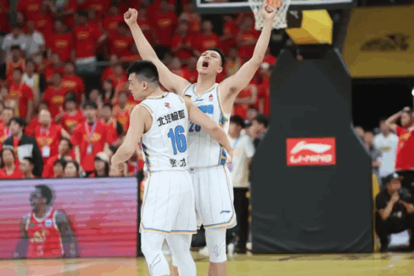 Beijing Ducks Edge Guangsha Lions in a Nail-Biting CBA Clash! Beijing_Ducks_Edge_Guangsha_Lions_in_a_Nail_Biting_CBA_Clash_
