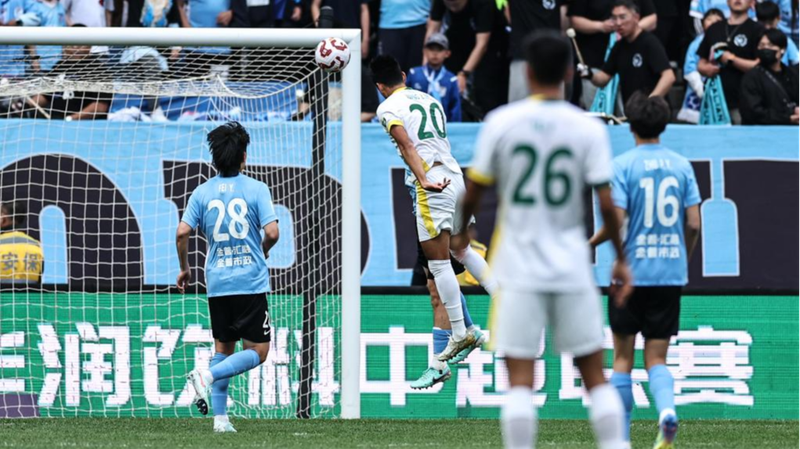Beijing_Guoan_Clinches_Fourth_Straight_Win_in_Thrilling_CSL_Clash