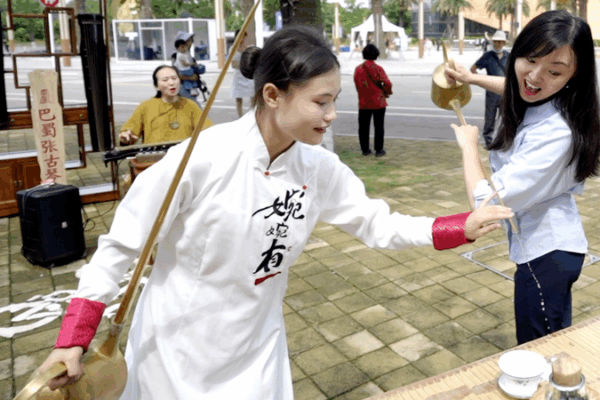 Celebrating Tradition & Tech: Tea Culture Revolution at Chengdu Festival Celebrating_Tradition___Tech__Tea_Culture_Revolution_at_Chengdu_Festival video poster