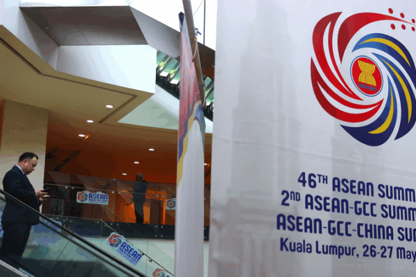 China Deepens Strategic Ties with ASEAN and GCC China_Deepens_Strategic_Ties_with_ASEAN_and_GCC