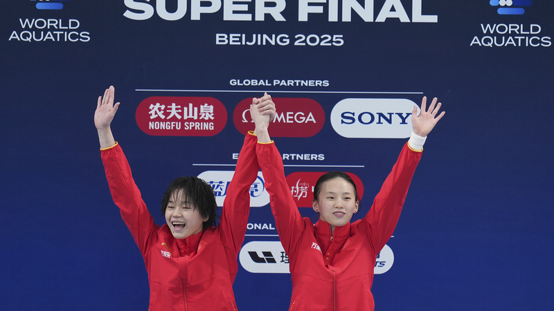 China_Dives_to_Five_Golds_at_World_Cup_Super_Final