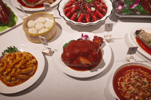 Chinese Culinary Treasures Dazzle at the Kremlin Chinese_Culinary_Treasures_Dazzle_at_the_Kremlin video poster