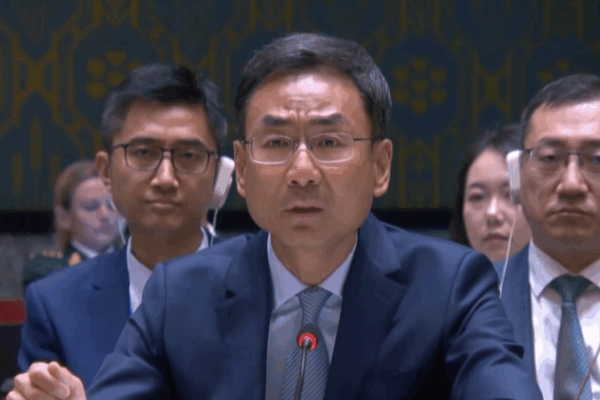 Chinese Envoy: U.S. Threat to South China Sea Peace Chinese_Envoy__U_S__Threat_to_South_China_Sea_Peace