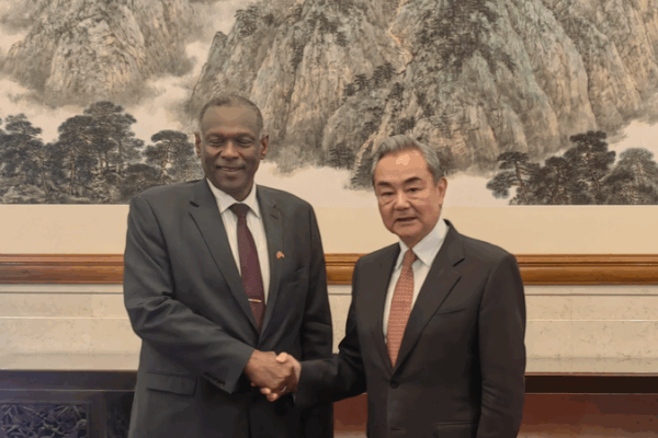 Chinese_FM_Wang_Yi_Meets_Sudanese_Counterpart_in_Beijing