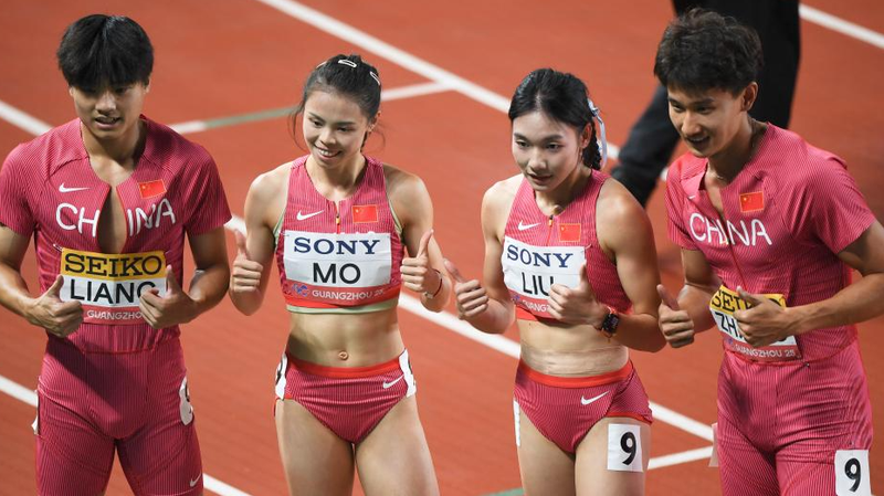 Chinese_Relay_Teams_Blaze_to_Tokyo_2025_with_Record_Breaks_