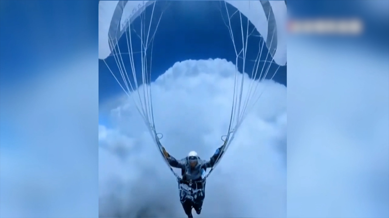 Daring_Paraglider_Survives_Cloud_Suck_at_8_600m_ - Namaste Headlines Daring_Paraglider_Survives_Cloud_Suck_at_8_600m_