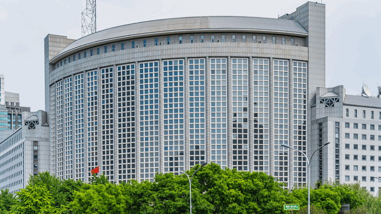 Dutch_FM_Caspar_Veldkamp_to_Visit_China_in_Mid_May