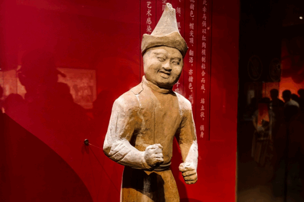 Gansu Silk Road Treasures: A Playful Journey Through History in Beijing Gansu_Silk_Road_Treasures__A_Playful_Journey_Through_History_in_Beijing