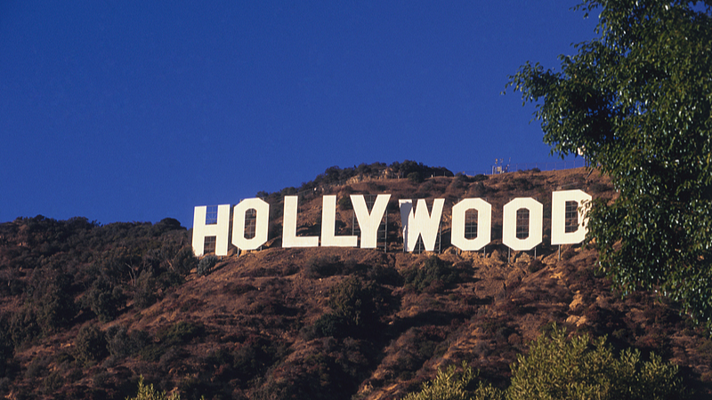 Hollywood_on_Edge__Tariffs_Threaten_US_Film_Industry - Namaste Headlines Hollywood_on_Edge__Tariffs_Threaten_US_Film_Industry