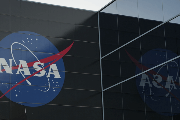 Trump’s 2026 Space Budget Shake-Up: Cancellations & Mars Boost Trump’s 2026 Space Budget Shake-Up: Cancellations & Mars Boost