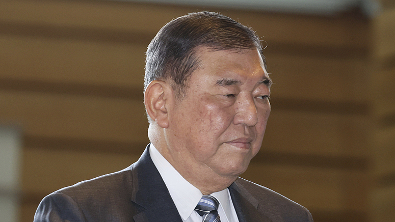 Japan_PM_Voices_Discontent_Over_U_S__Auto_Parts_Tariff