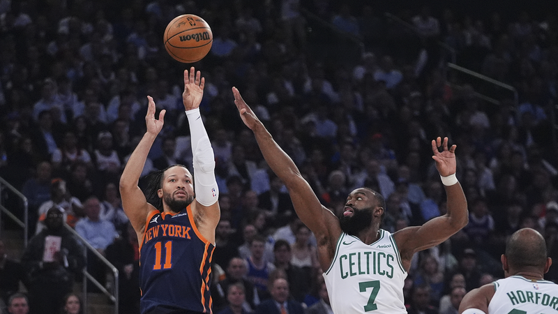 Knicks_Surge_to_3_1_Lead_Over_Celtics_Amid_Tatum_Injury