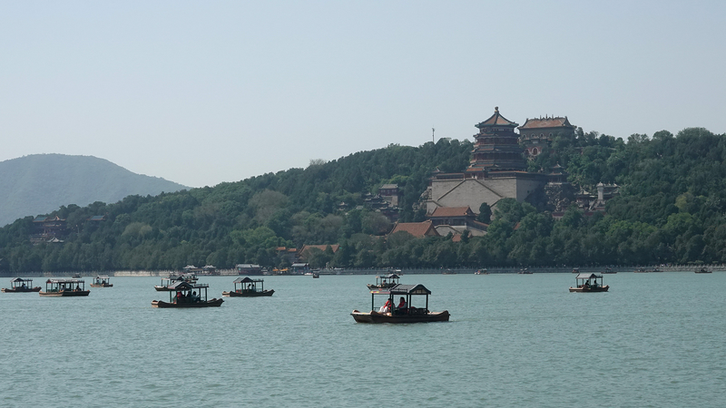 Scorching Heatwave in Northern China: Ground Temps Over 70°C