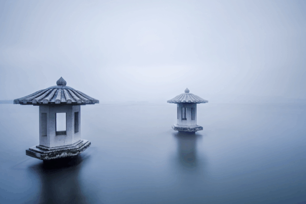 Rainy Hangzhou: Where History Meets Nature Rainy_Hangzhou__Where_History_Meets_Nature