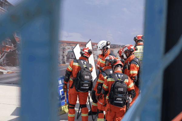 Rescue_Royalty__China_s_Elite_Teams_Ace_UN_Certification_poster - Namaste Headlines Rescue_Royalty__China_s_Elite_Teams_Ace_UN_Certification video poster