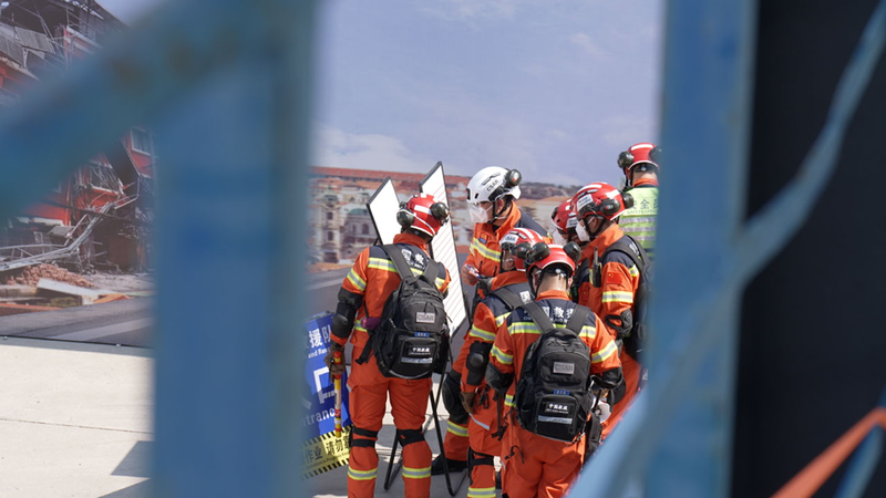Rescue_Royalty__China_s_Elite_Teams_Ace_UN_Certification video poster