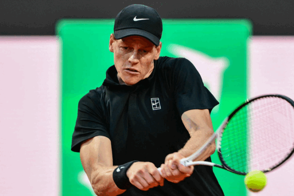 Sinner Beats Navone in Thrilling Return at Italian Open Sinner_Beats_Navone_in_Thrilling_Return_at_Italian_Open