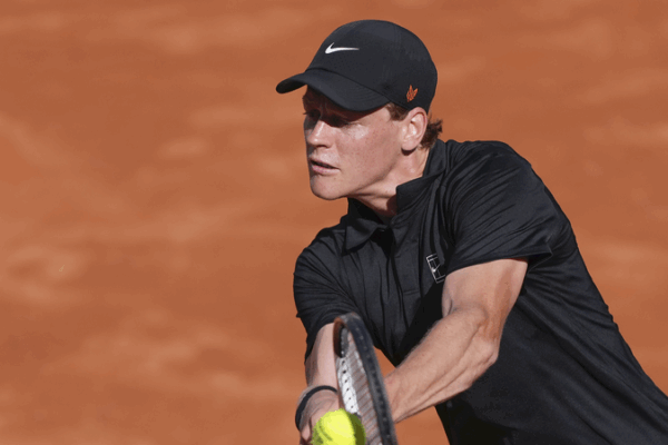 Sinner Overcomes Set Lapse to Advance at Italian Open Sinner_Overcomes_Set_Lapse_to_Advance_at_Italian_Open