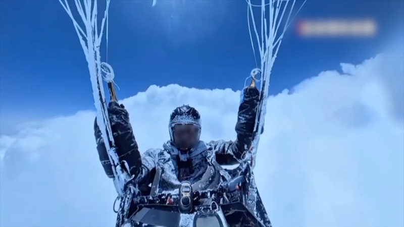 Surviving_8_598m__Chinese_Paraglider_s_Extreme_Sky_Adventure - Namaste Headlines Surviving_8_598m__Chinese_Paraglider_s_Extreme_Sky_Adventure