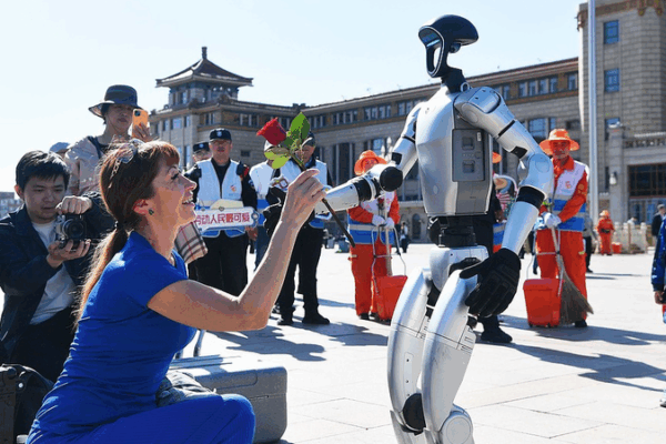 Tech Robots Transform Scenic Tourism on the Chinese Mainland Tech_Robots_Transform_Scenic_Tourism_on_the_Chinese_Mainland