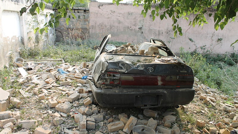 Tensions_Surge__Fighter_Jet_Down_in_India_Pakistan_Clash video poster