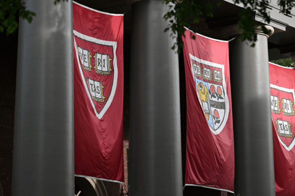 Trump’s Harvard Ban Sparks Global Debate Trump_s_Harvard_Ban_Sparks_Global_Debate