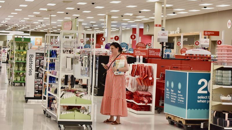 US_Economy_Shrinks_in_Q1_Amid_Tariff_Tensions___Recession_Fears