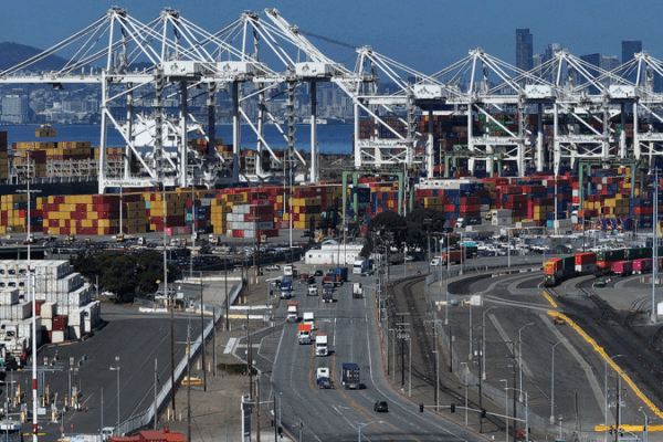 US_States_Challenge_Trump_s_Tariffs__Blank_Check_or_Overreach_