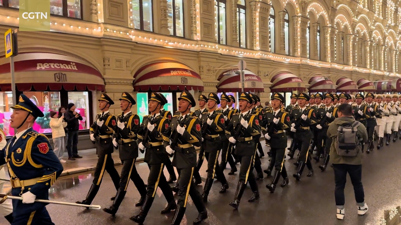Chinese Honor Guard Shines at Moscow’s WWII Rehearsal video poster