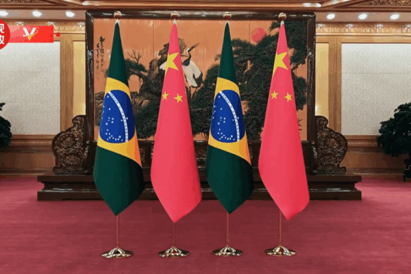 Xi & Lula Connect in Beijing: Global Talks Unfold! Xi___Lula_Connect_in_Beijing__Global_Talks_Unfold_