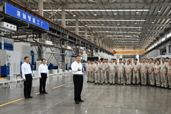 Xi’s Henan Trip: Boosting Modern Industrial Growth Xi_s_Henan_Trip__Boosting_Modern_Industrial_Growth