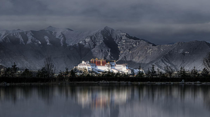 Xizang_s_Unyielding_Legacy__No_Script_Can_Rewrite_History