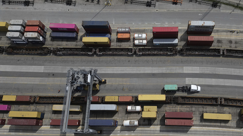 Zakaria__U_S__China_Decoupling_May_Cost_U_S__1_4__GDP_Loss - Namaste Headlines Zakaria__U_S__China_Decoupling_May_Cost_U_S__1_4__GDP_Loss