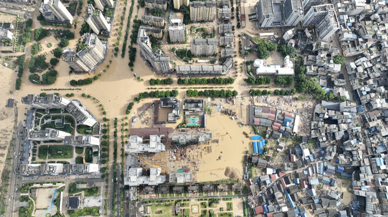 40,000 Evacuated: Quick Action in Rongjiang Flood Crisis 40_000_Evacuated__Quick_Action_in_Rongjiang_Flood_Crisis video poster